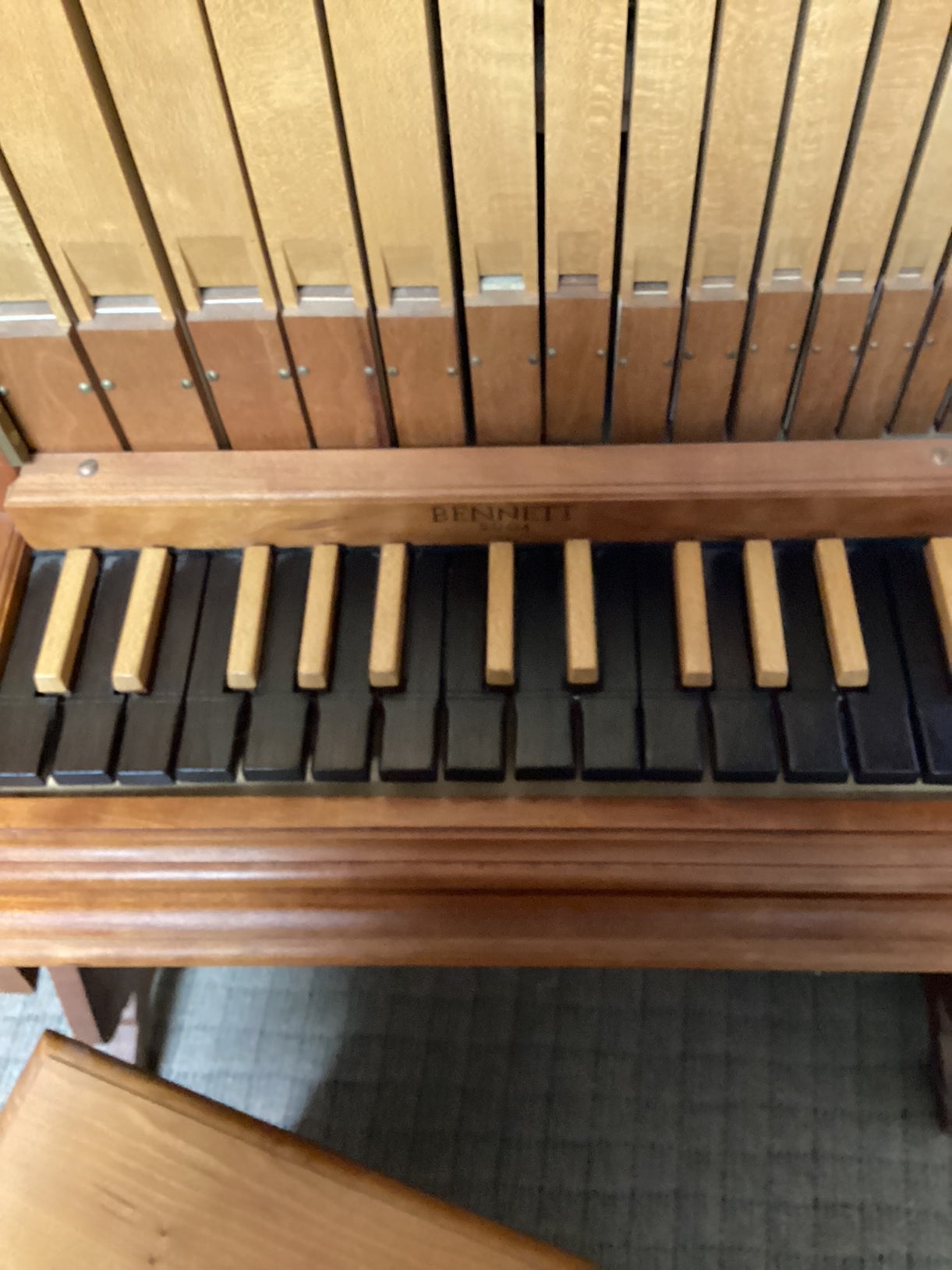 Bennett Instrument Bennett octave positiv. ~ Sold ~ – Harpsichord Clearing House